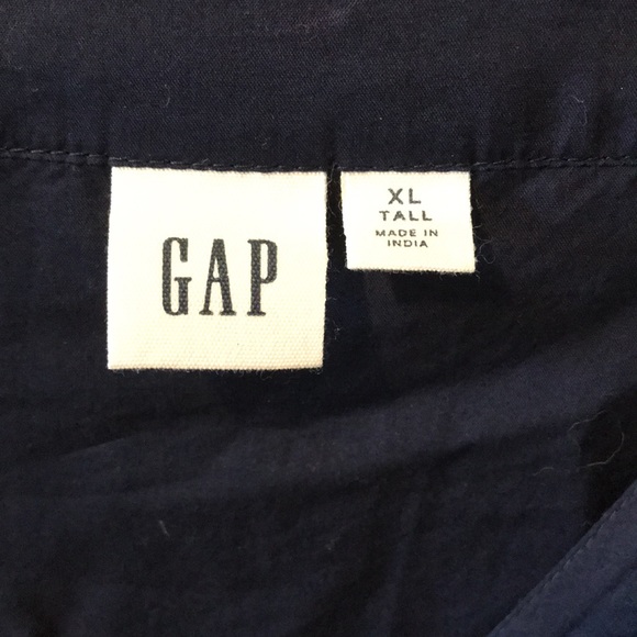 GAP lace button up tank shirt EUC - Picture 2 of 4